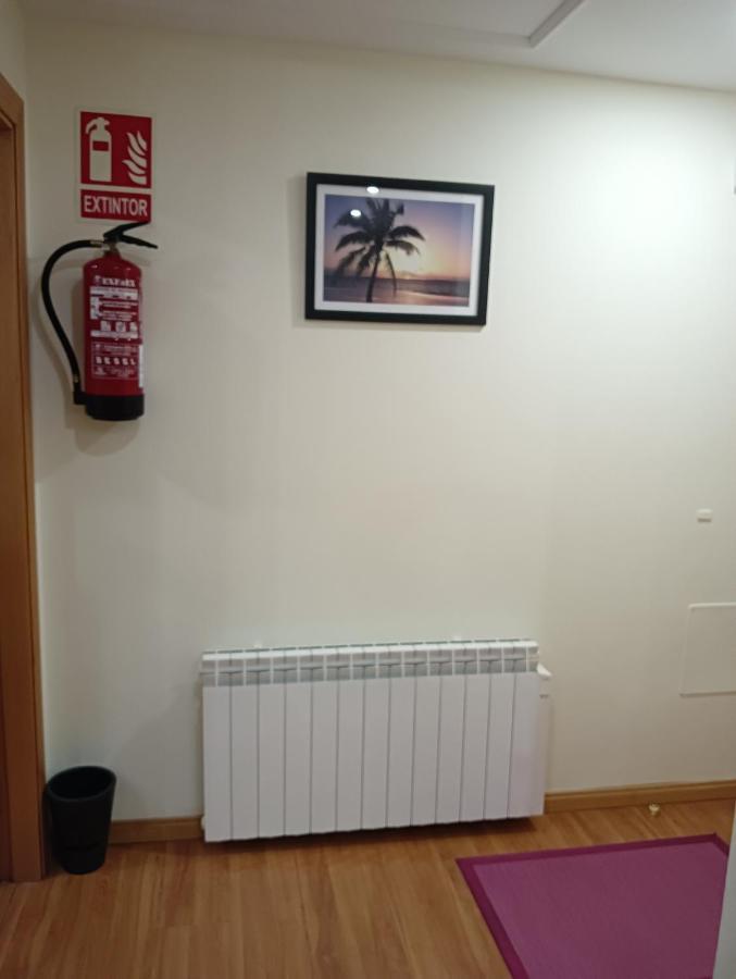 Apartamentos Chevere Rojo-Huca Oviedo Esterno foto